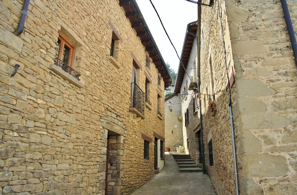 Foto: Vista del pueblo - San Juan de Serós (Huesca), España