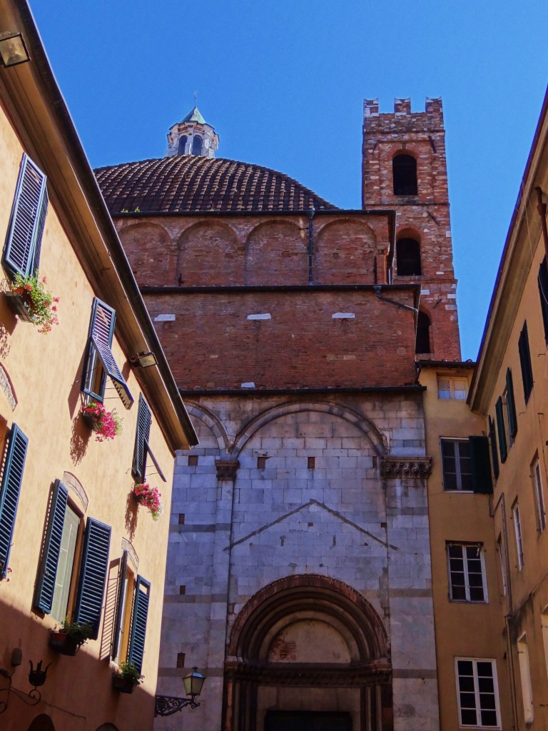 Foto: Chiesa dei Santi Giovanni e Reparata - Lucca (Tuscany), Italia