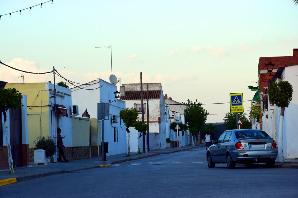Foto: Calle Larga - Los Chapatales (Sevilla), España