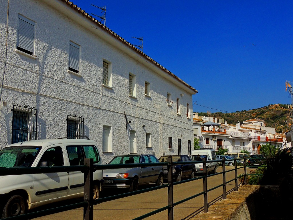Foto: Calle Antonio Machado - Alozaina (Málaga), España