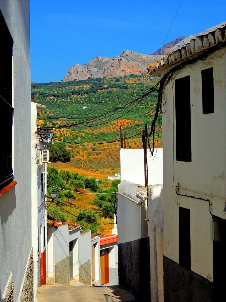 Foto: Calle Casas Largas - El Burgo (Málaga), España