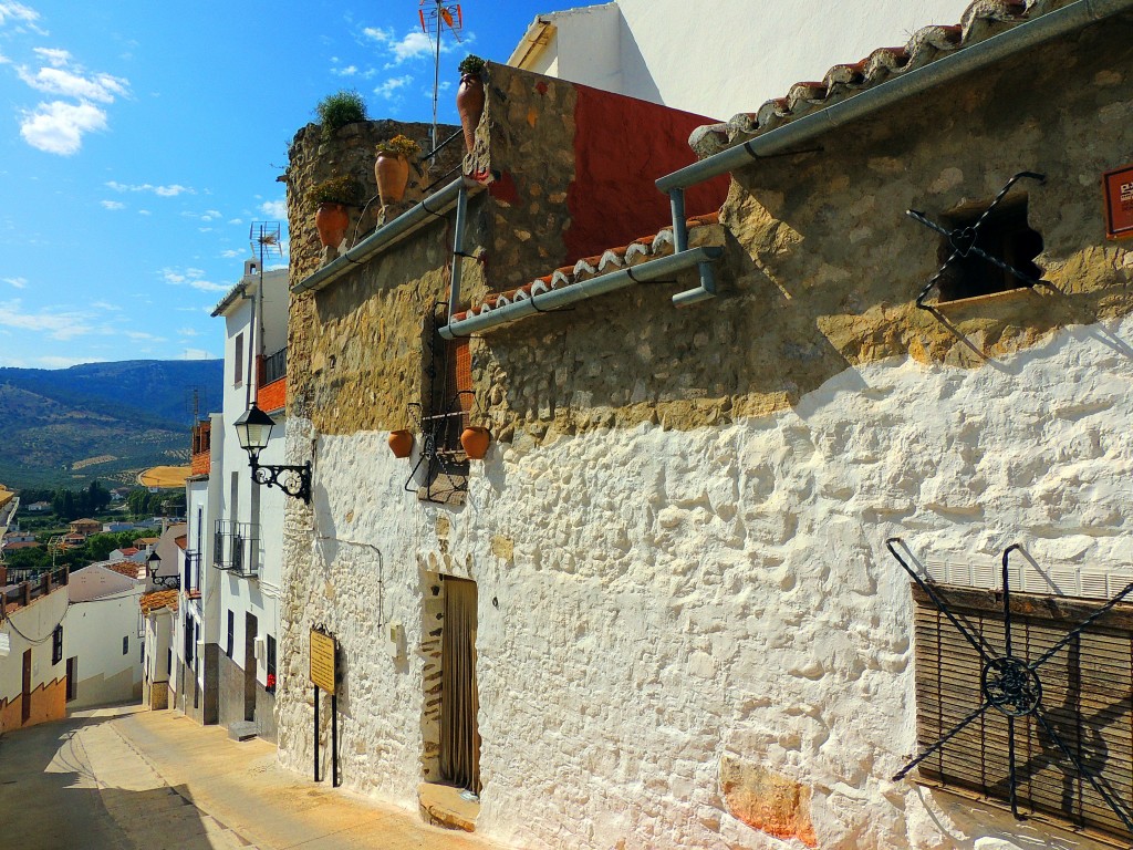 Foto: Calle Calzada - El Burgo (Málaga), España