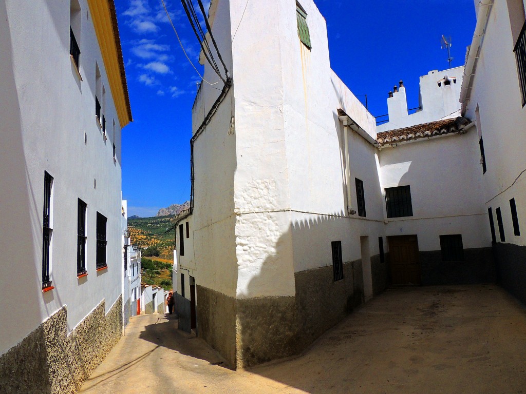 Foto: Calle Casas Largas - El Burgo (Málaga), España