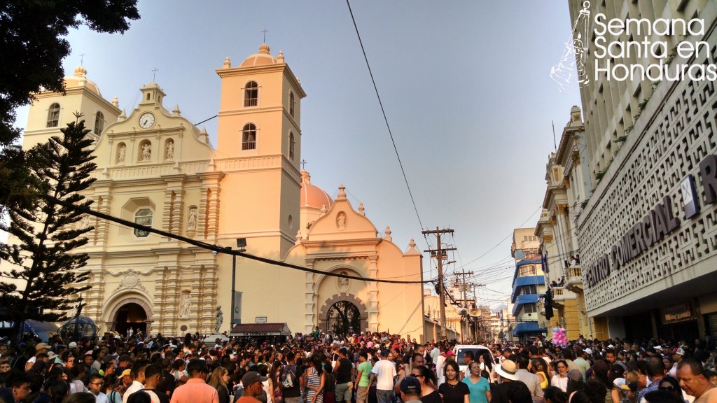 Foto: Viernes Santo en Tegucigalpa - Tegucigalpa (Francisco Morazán), Honduras