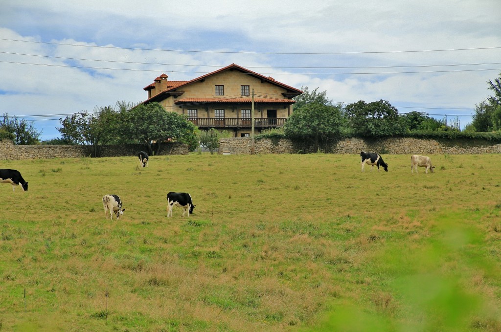 Foto: Centro histórico - Santillana del Mar (Cantabria), España
