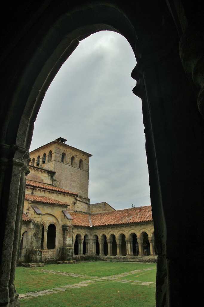 Foto: Colegiata - Santillana del Mar (Cantabria), España