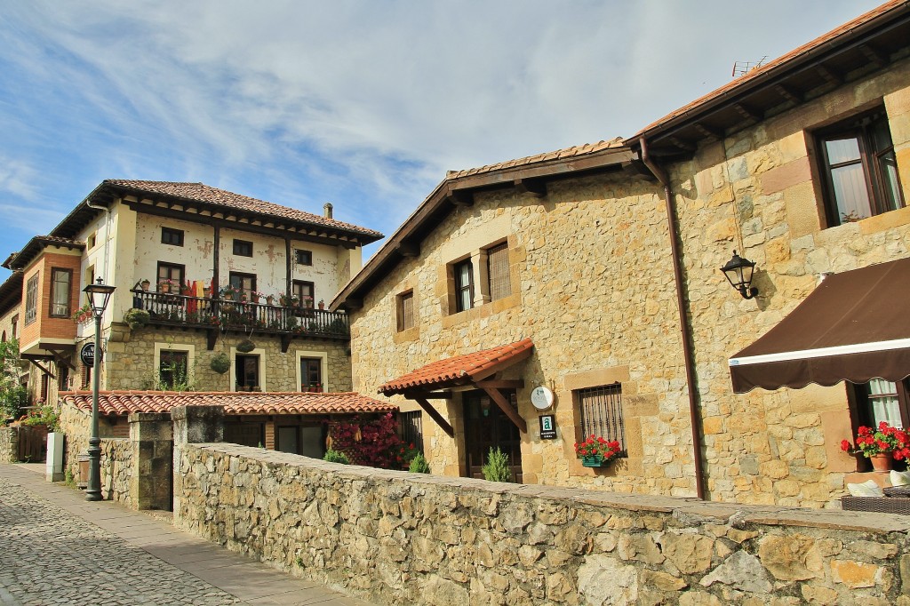 Foto: Centro histórico - Santillana del Mar (Cantabria), España