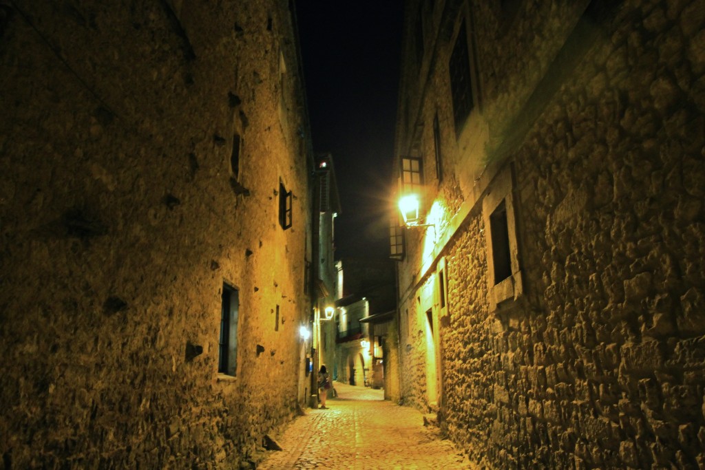 Foto: Centro histórico - Santillana del Mar (Cantabria), España