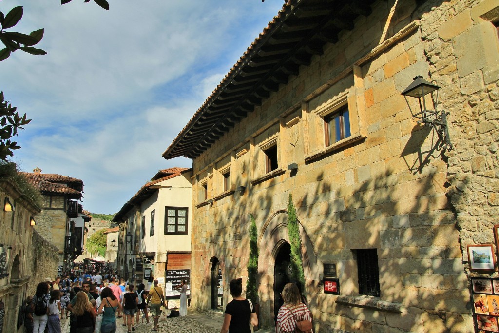 Foto: Centro histórico - Santillana del Mar (Cantabria), España