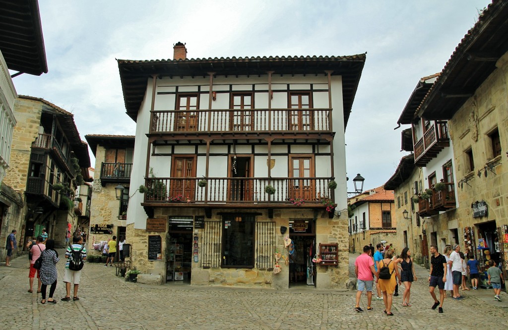 Foto: Centro histórico - Santillana del Mar (Cantabria), España