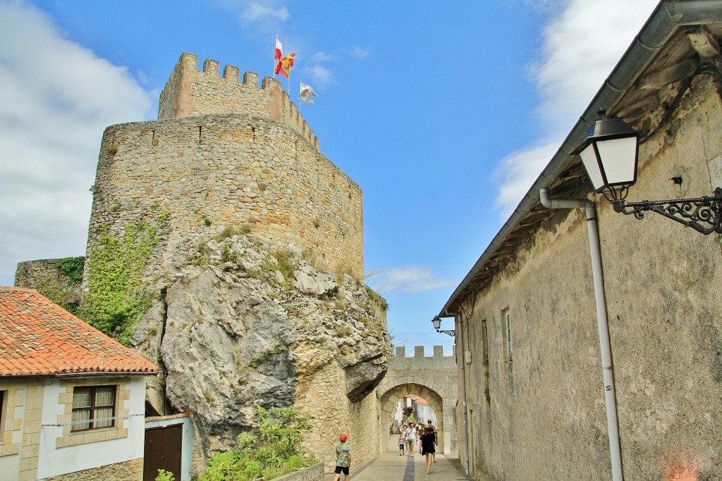 Foto: Centro histórico - San Vicente de la Barquera (Cantabria), España