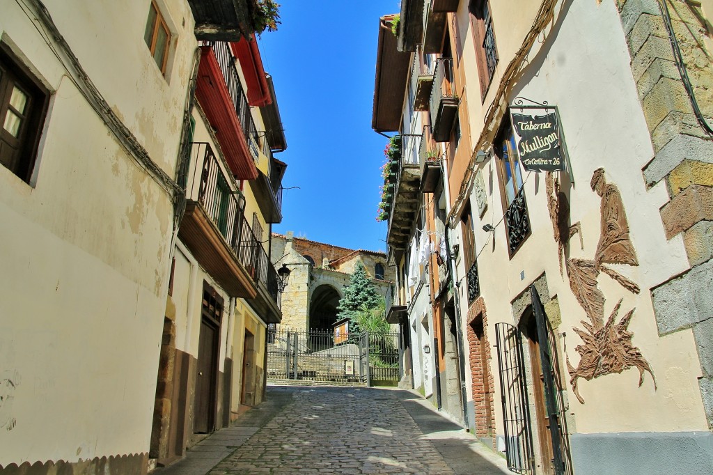 Foto: Puebla Vieja - Laredo (Cantabria), España