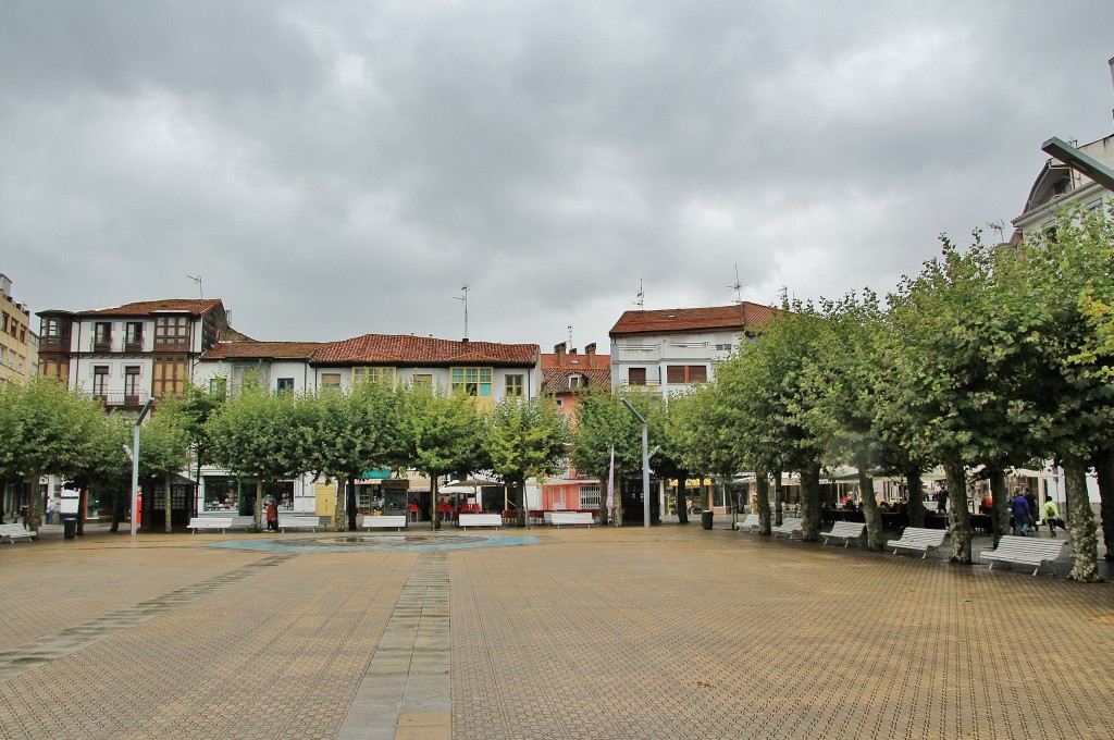 Foto: Vista de la ciudad - Santoña (Cantabria), España