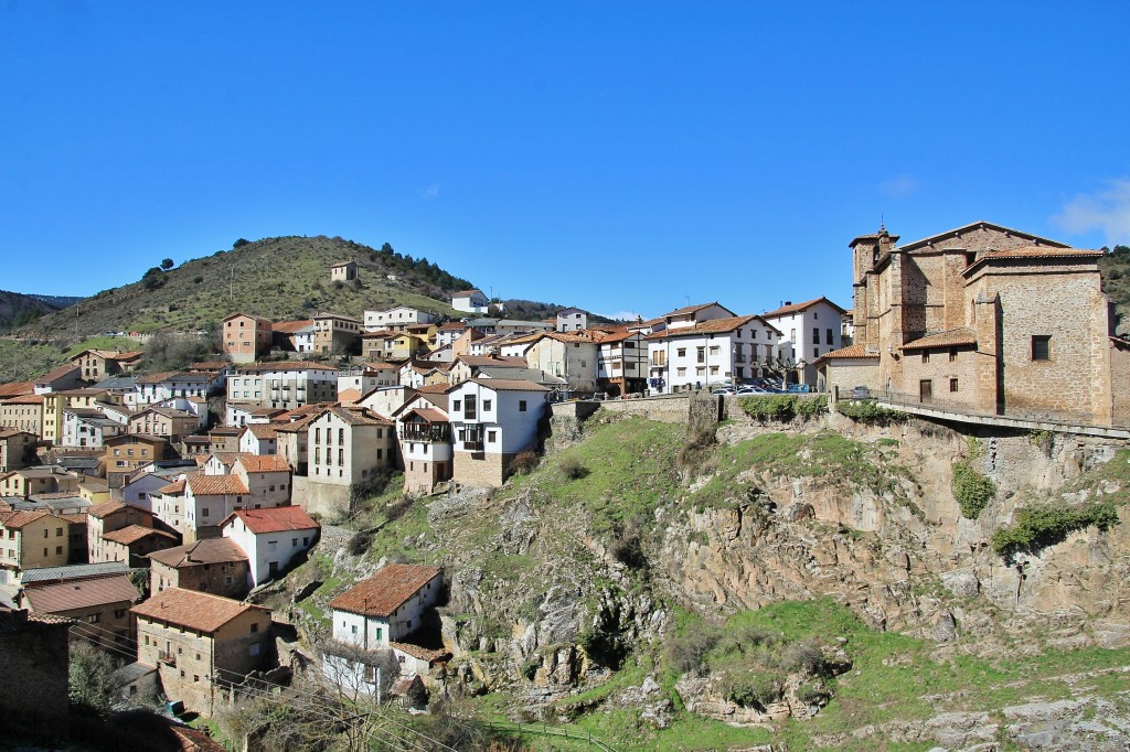 Foto: Vista del pueblo - Ortigosa (La Rioja), España