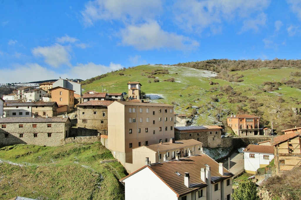 Foto: Vista del pueblo - Villoslada de Cameros (La Rioja), España