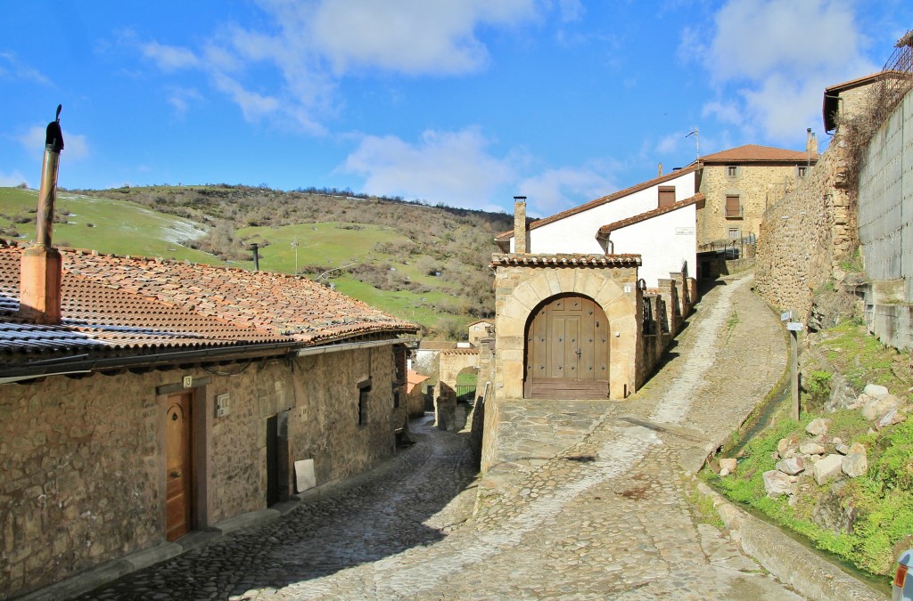 Foto: Vista del pueblo - Villoslada de Cameros (La Rioja), España