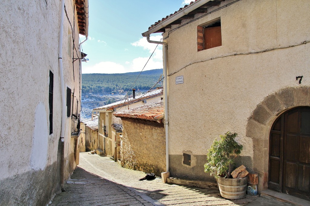 Foto: Vista del pueblo - Villoslada de Cameros (La Rioja), España