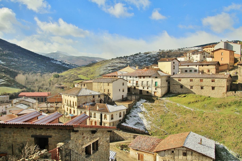 Foto: Vista del pueblo - Villoslada de Cameros (La Rioja), España