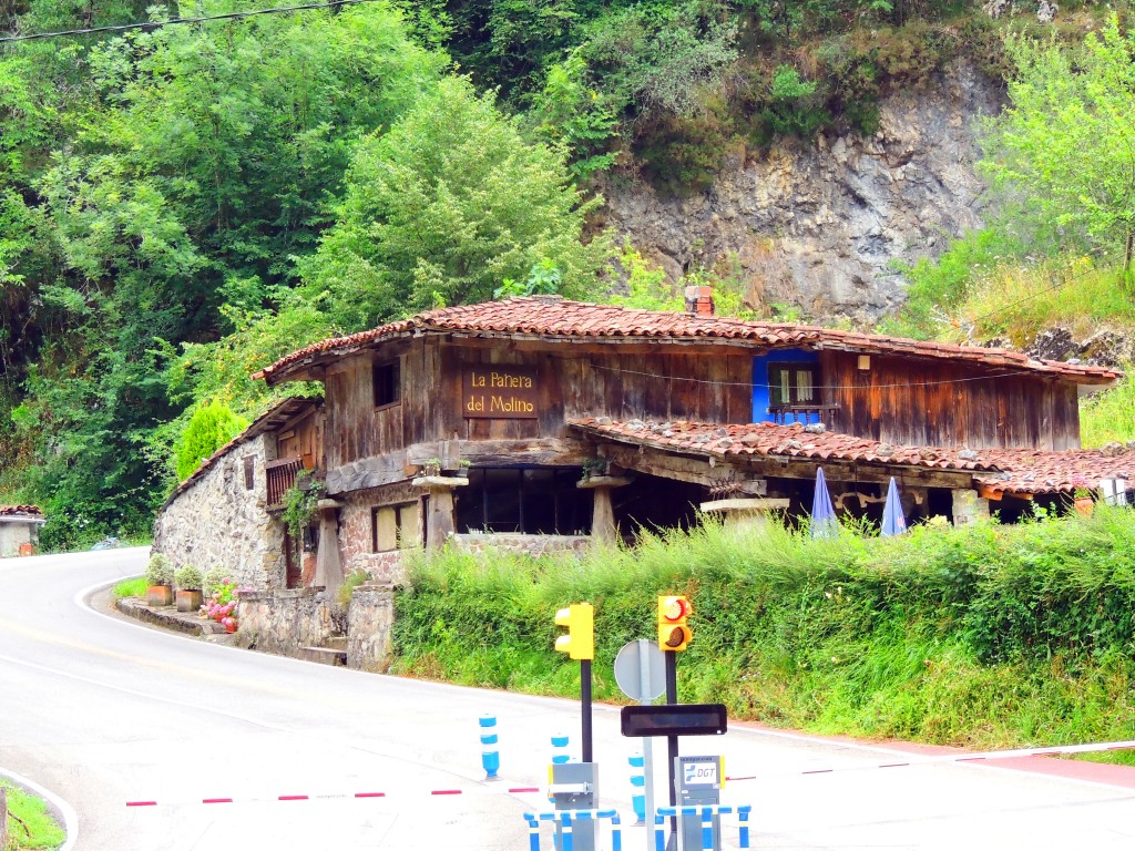 Foto de Covadonga (Asturias), España