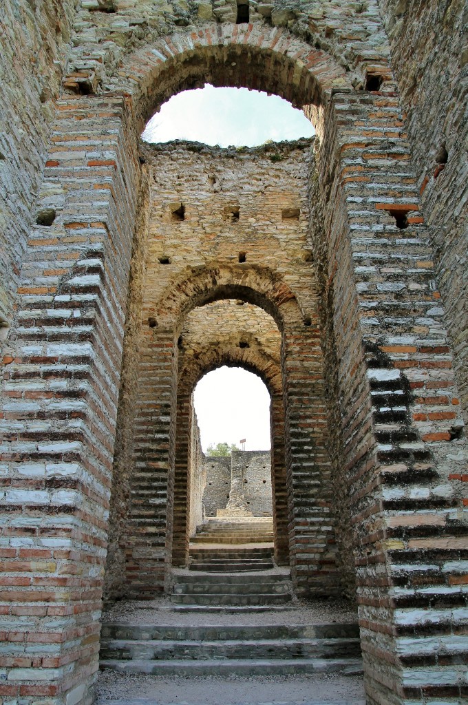 Foto: Gruta de Cátulo - Sirmione (Lombardy), Italia