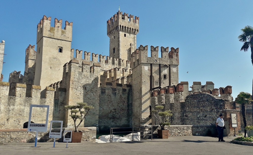 Foto: Rocca Scaligera - Sirmione (Lombardy), Italia
