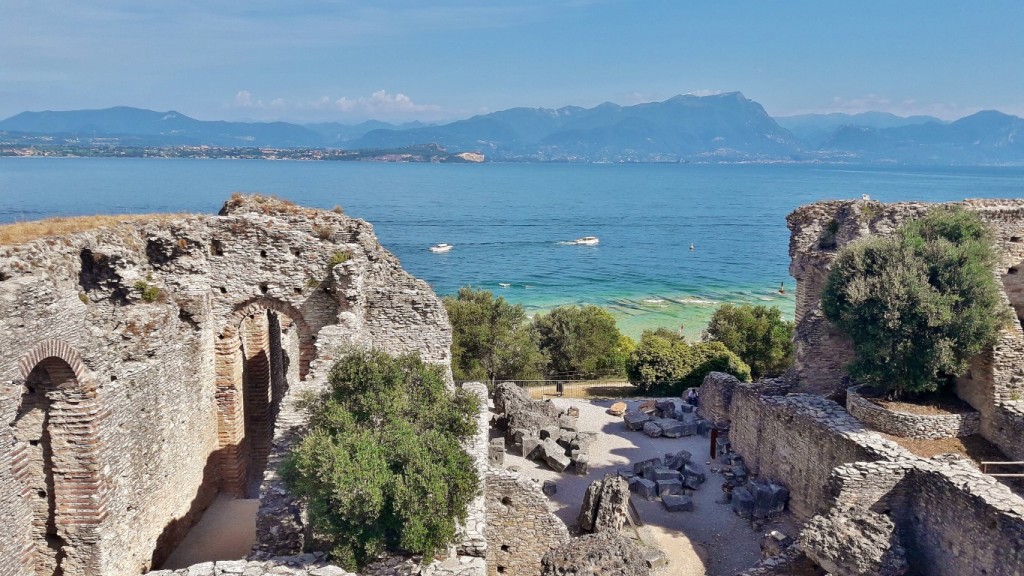 Foto: Gruta de Cátulo - Sirmione (Lombardy), Italia