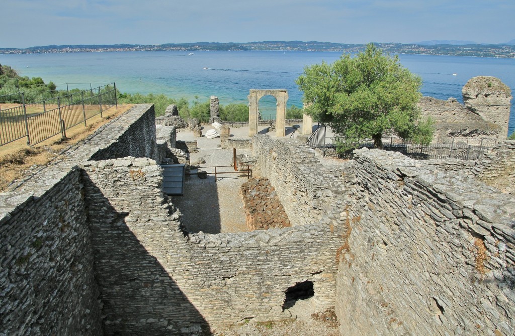 Foto: Gruta de Cátulo - Sirmione (Lombardy), Italia