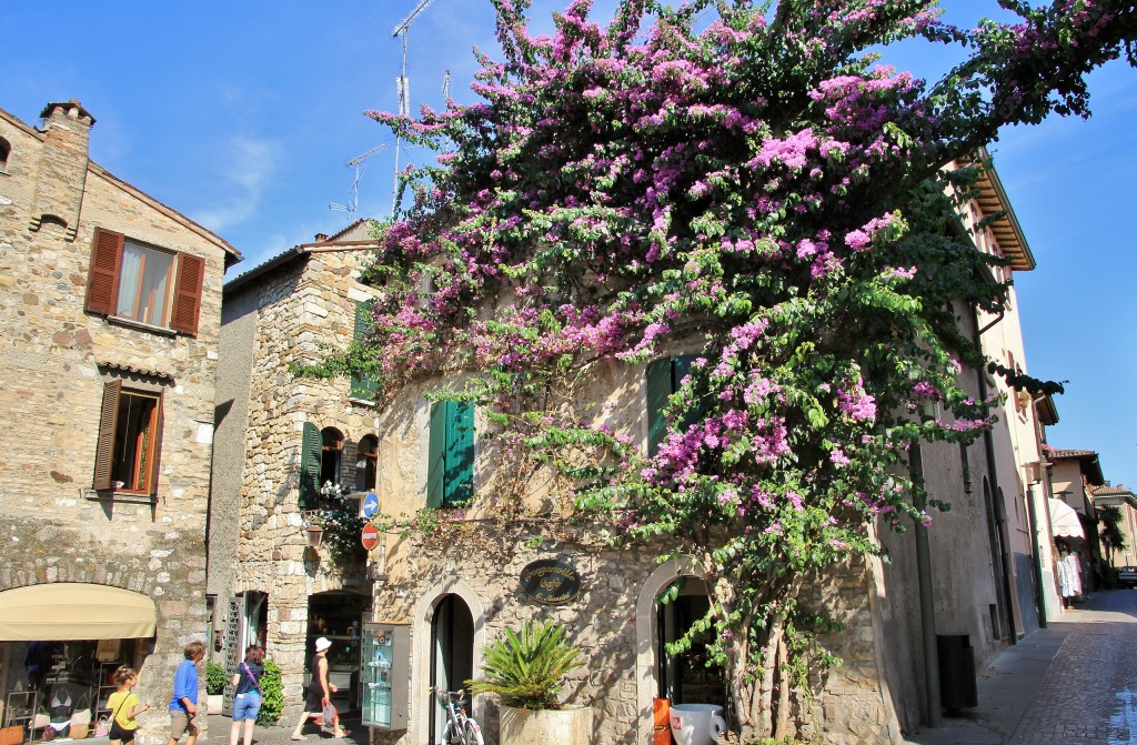 Foto: Centro histórico - Sirmione (Lombardy), Italia