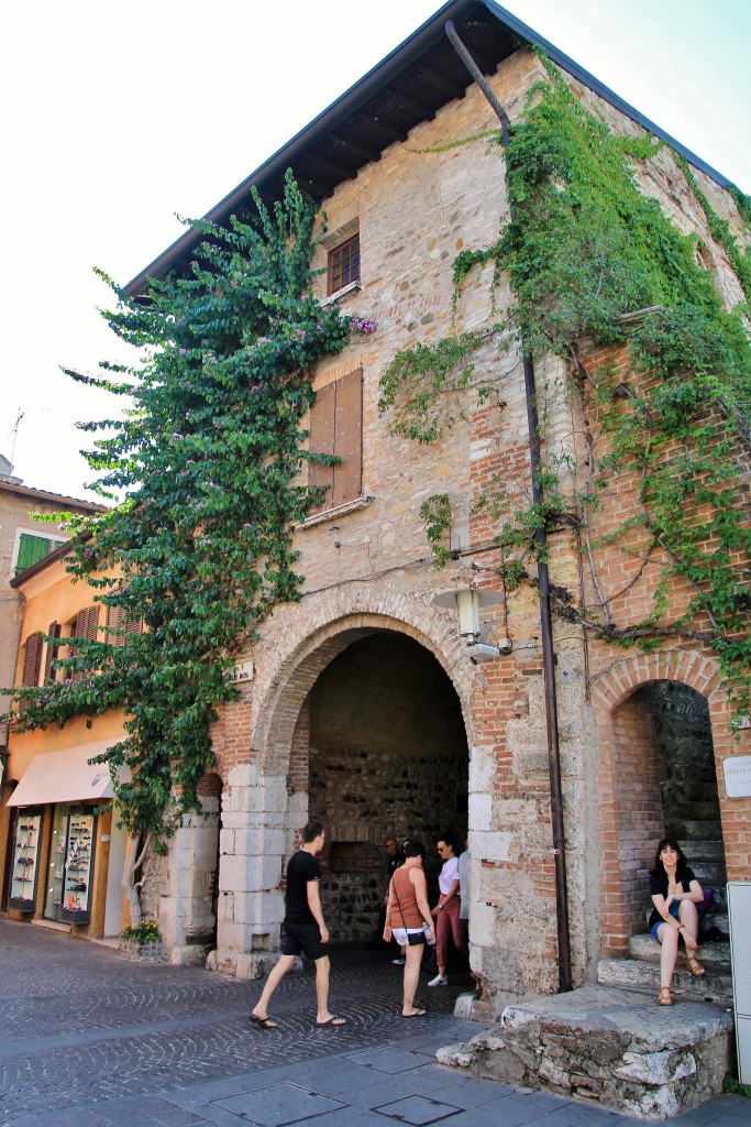Foto: Centro histórico - Sirmione (Lombardy), Italia