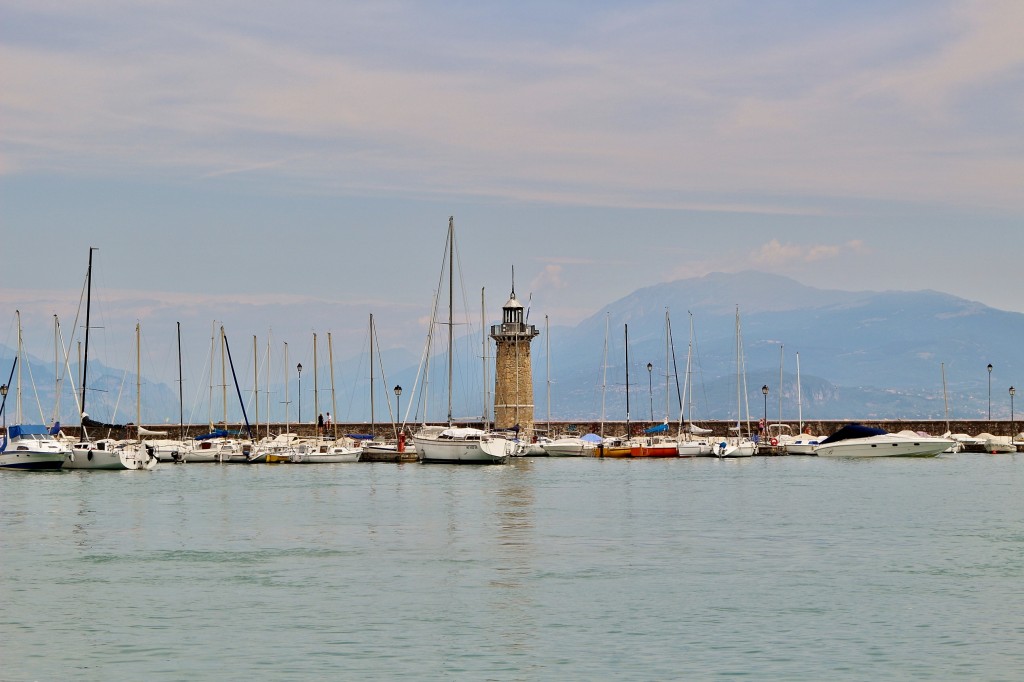Foto: Puerto - Desenzano di Garda (Lombardy), Italia