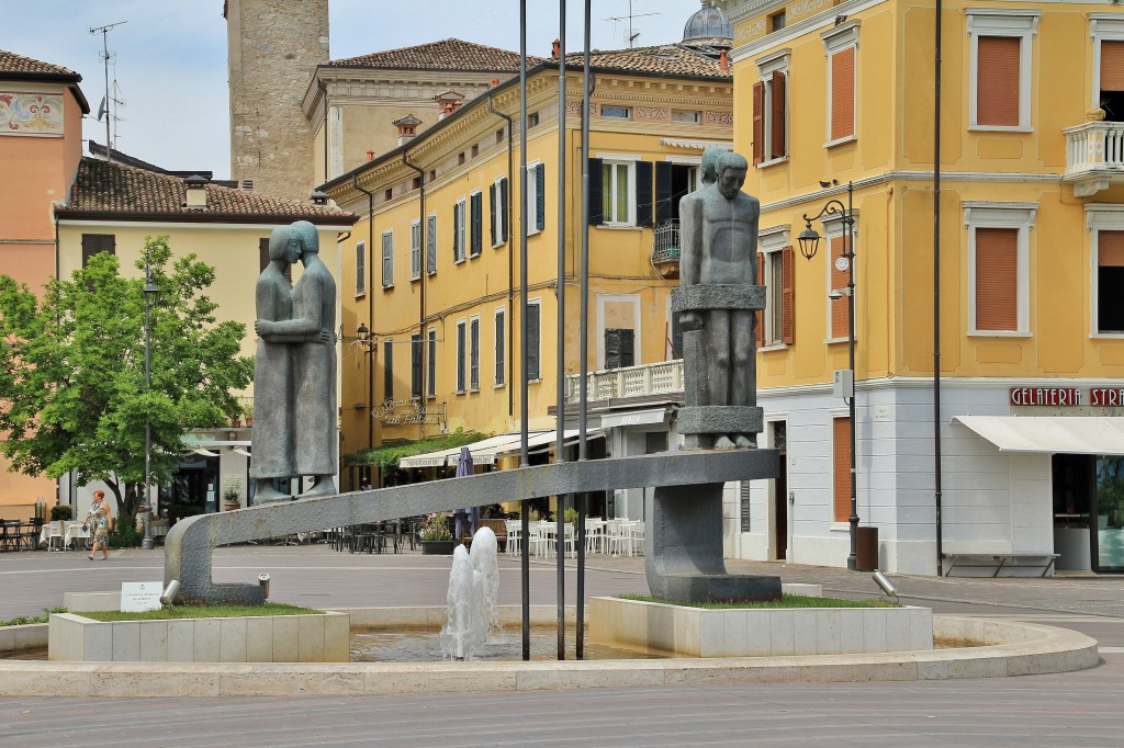 Foto: Centro histórico - Desenzano di Garda (Lombardy), Italia