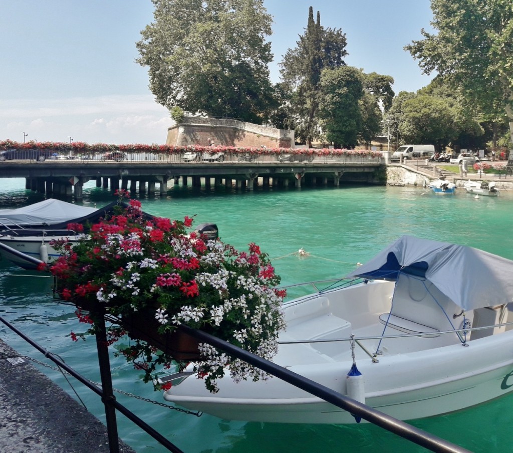 Foto: Centro histórico - Peschiera del Garda (Veneto), Italia