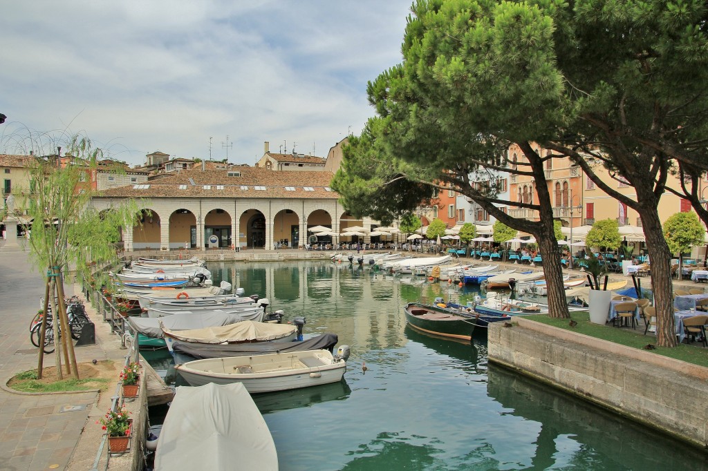 Foto: Centro histórico - Desenzano di Garda (Lombardy), Italia
