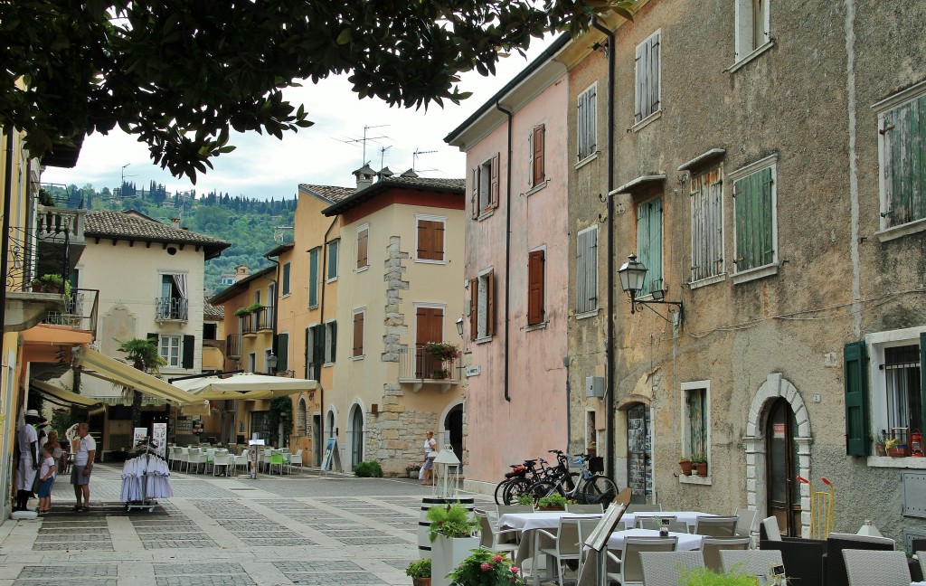 Foto: Centro histórico - Torri del Benaco (Veneto), Italia
