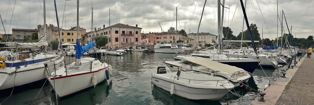 Foto: Puerto - Bardolino (Veneto), Italia