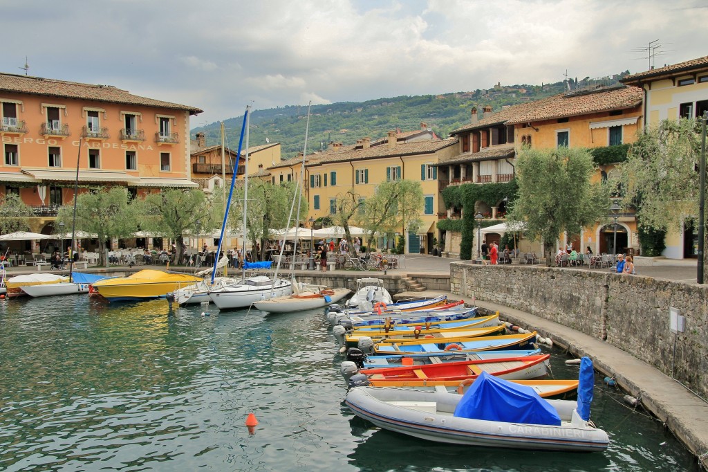 Foto: Puerto - Torri del Benaco (Veneto), Italia