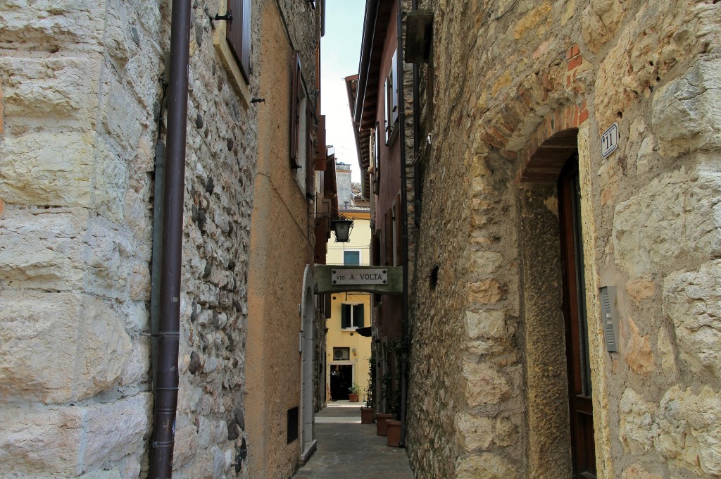Foto: Centro histórico - Torri del Benaco (Veneto), Italia
