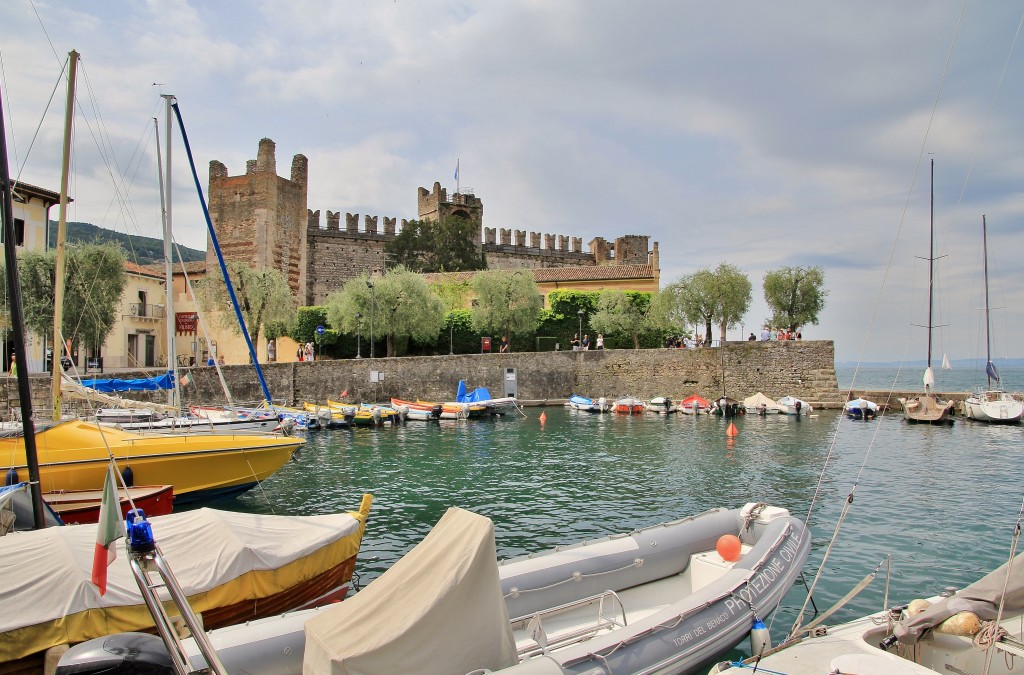 Foto: Puerto - Torri del Benaco (Veneto), Italia