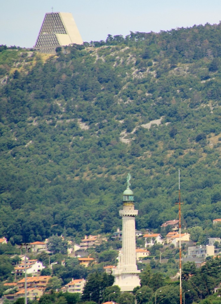 Foto: Faro - Trieste (Friuli Venezia Giulia), Italia