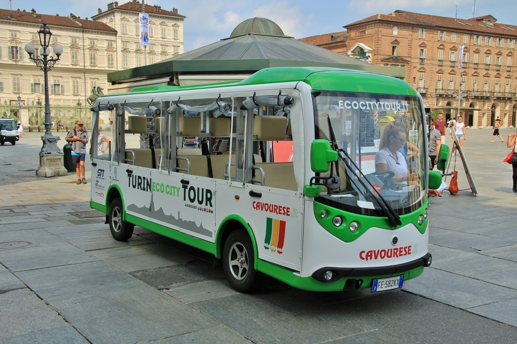 Foto: Busito turístico - Turín (Piedmont), Italia