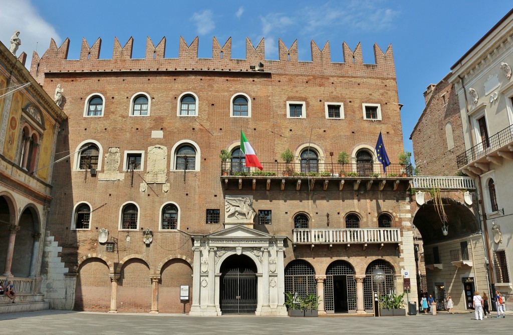 Foto: Plaza dei Signori - Verona (Veneto), Italia