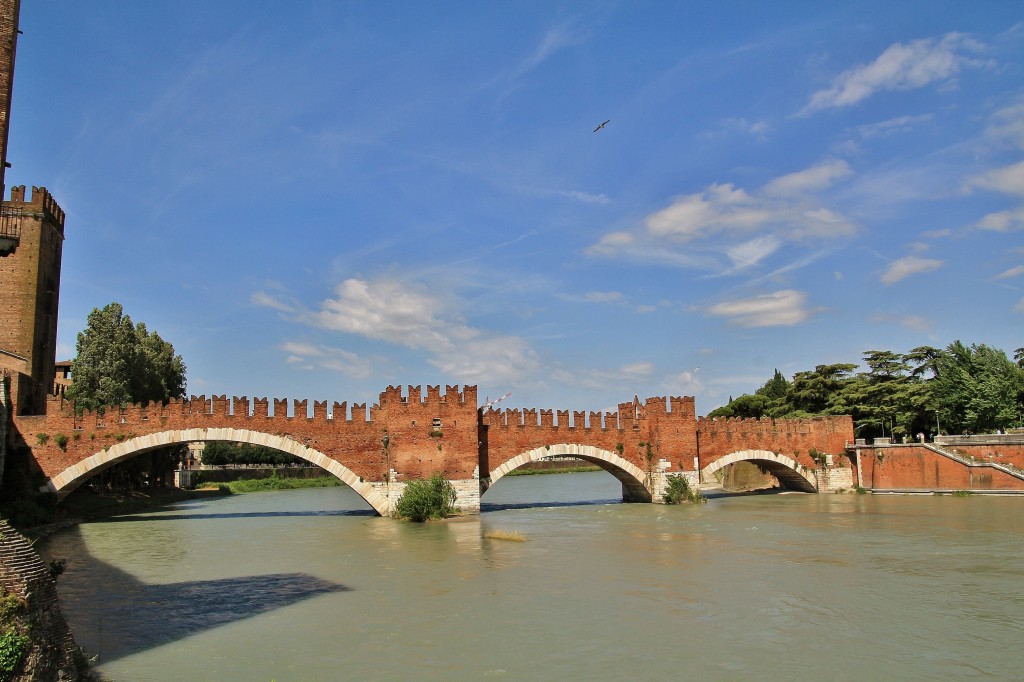 Foto: Puente del Castelvecchio - Verona (Veneto), Italia