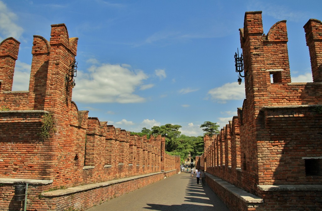 Foto: Puente Castelvecchio - Verona (Veneto), Italia