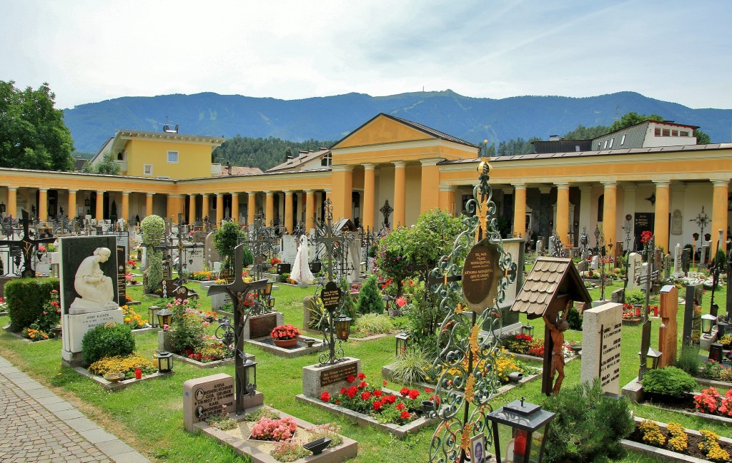 Foto: Cementerio - Brunico - Bruneck (Trentino-Alto Adige), Italia