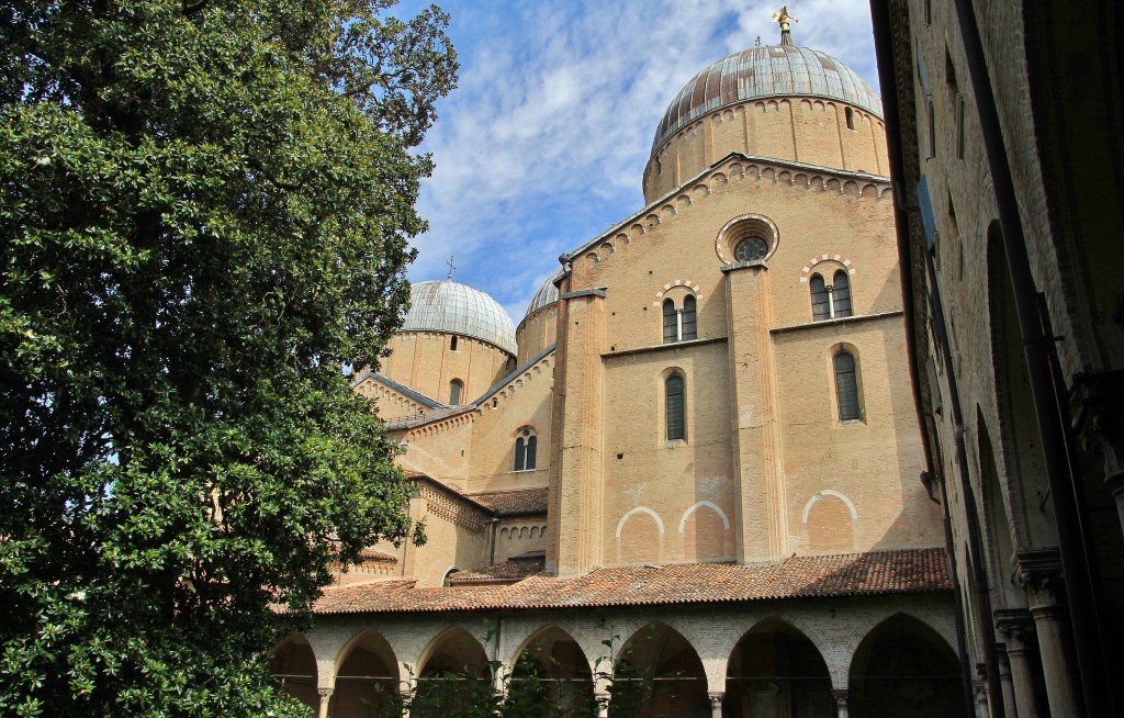 Foto: Basílica de San Antonio de Padua - Padua (Veneto), Italia