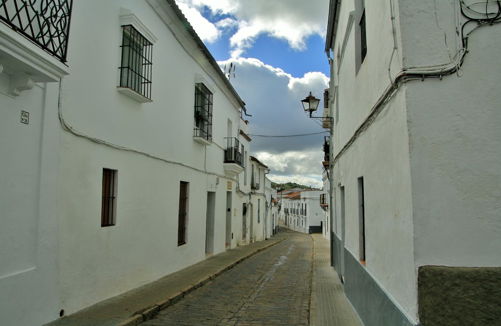Foto: Vista del pueblo - Cazalla de la Sierra (Sevilla), España