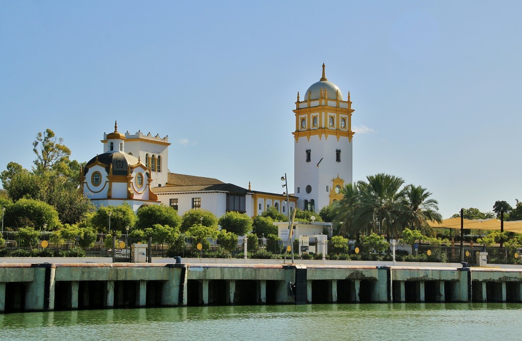 Foto: Navegando por el Guadalquivir - Sevilla (Andalucía), España