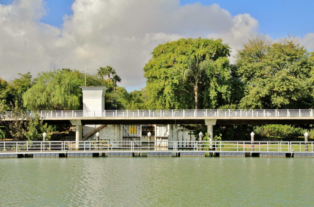 Foto: Navegando por el Guadalquivir - Sevilla (Andalucía), España