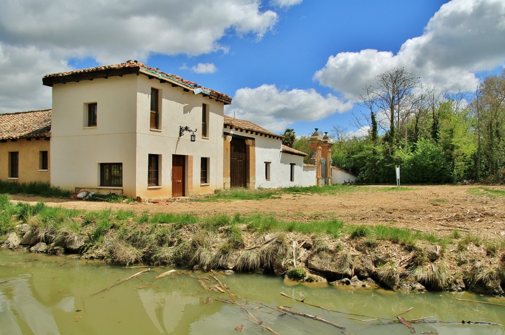Foto: Canal de Castilla - Medina de Rioseco (Valladolid), España