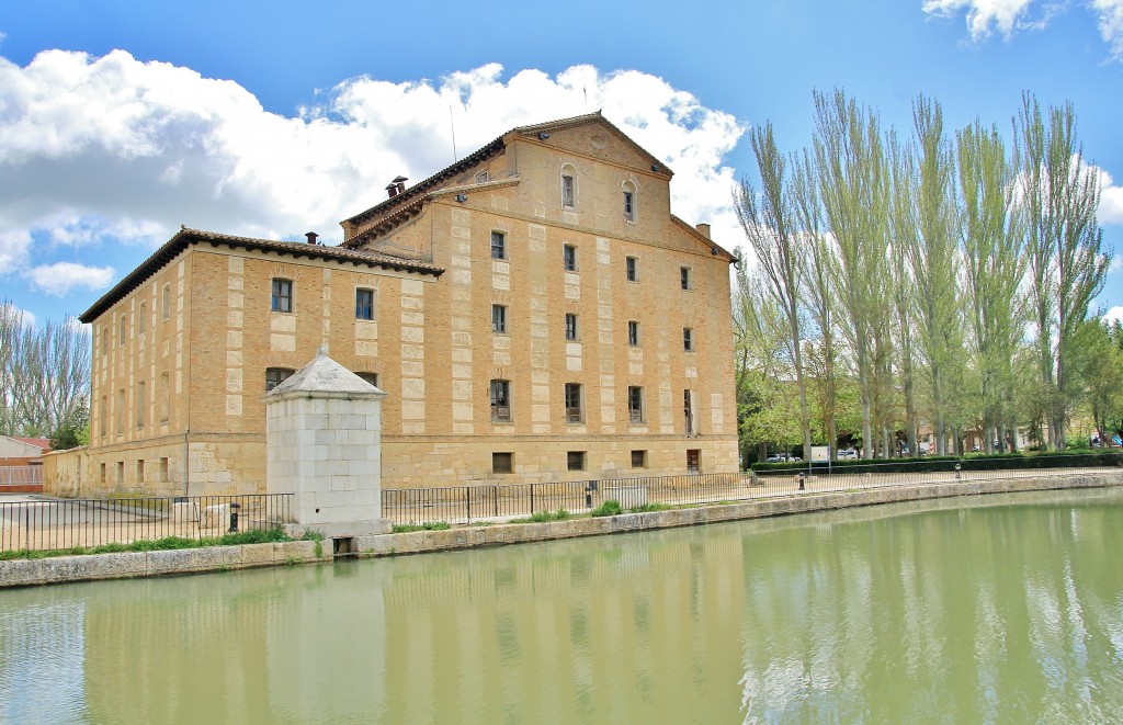 Foto: Canal de Castilla - Medina de Rioseco (Valladolid), España